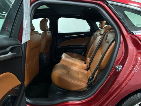 Used 2019 Ford Fusion Titanium image 27