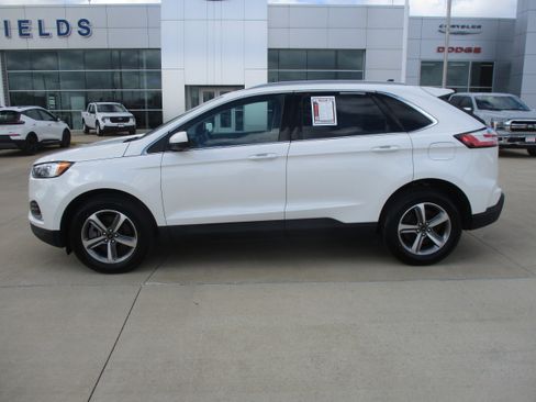 Used 2023 Ford Edge SEL w/ Convenience Package AWD/4WD image 3