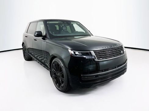 New 2025 Land Rover Range Rover Long Wheelbase SE AWD/4WD image 3
