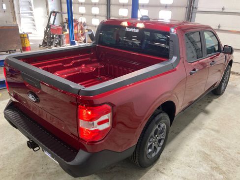 New 2025 Ford Maverick XLT w/ Equipment Group 302A image 36