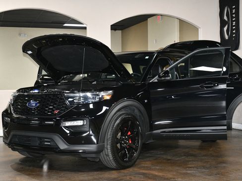 Used 2023 Ford Explorer ST w/ Equipment Group 401A AWD/4WD image 90