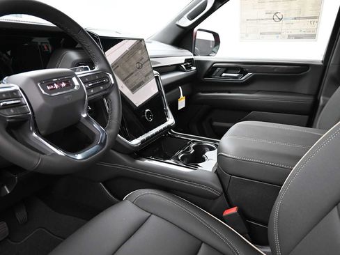 New 2026 GMC Yukon Elevation AWD/4WD image 11