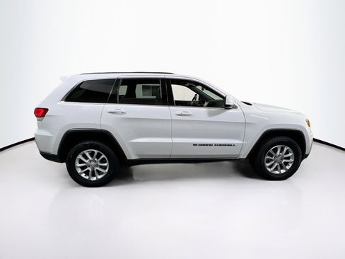 Used 2022 Jeep Grand Cherokee Laredo X image 4