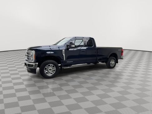 Used 2023 Ford F350 Lariat w/ Snow Plow/Camper Package AWD/4WD image 37