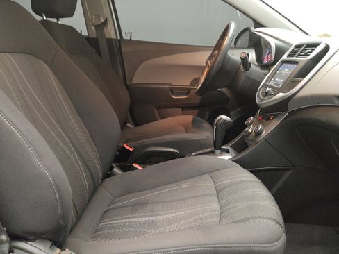 Used 2019 Chevrolet Sonic LT w/ Convenience Package FWD image 21
