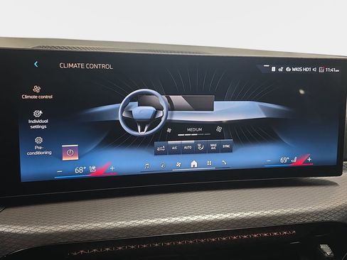 New 2026 BMW 430i Coupe w/ M Sport Package RWD image 14