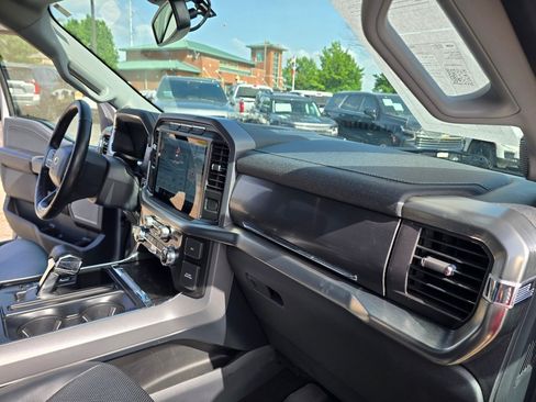 Used 2023 Ford F150 Lariat w/ FX4 Off-Road Package AWD/4WD image 12