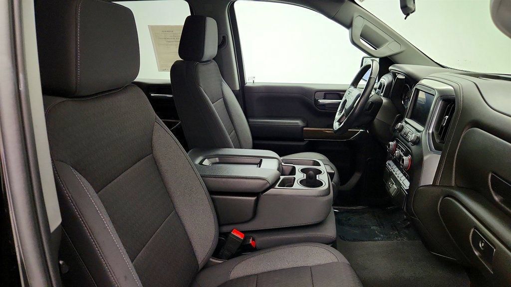 Used 2022 Chevrolet Silverado 1500 RST AWD/4WD image 24