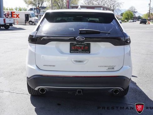 Used 2018 Ford Edge Titanium w/ Equipment Group 302A AWD/4WD image 22