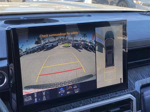 Used 2025 Toyota 4Runner Platinum image 28