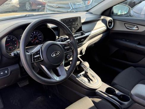 Used 2021 Kia Forte LXS image 22