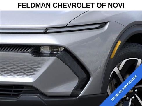 New 2026 Chevrolet Equinox EV LT image 10