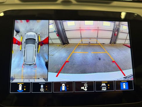 Used 2024 Chevrolet Equinox LT FWD image 15