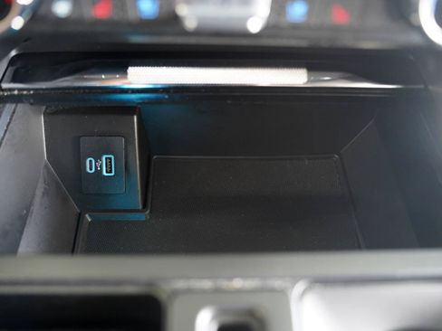 Used 2021 Ford F150 Lariat w/ Equipment Group 502A High AWD/4WD image 22