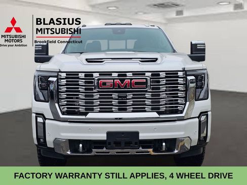 Used 2025 GMC Sierra 2500 Denali w/ Denali Reserve Package image 3