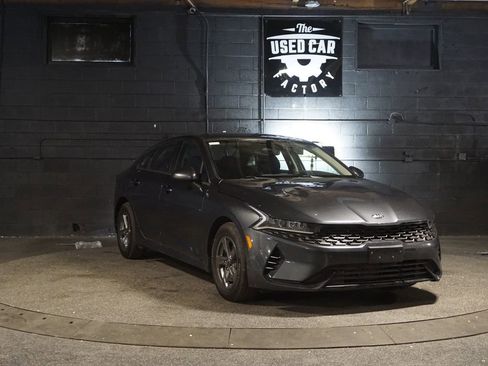 Used 2021 Kia K5 LXS image 8