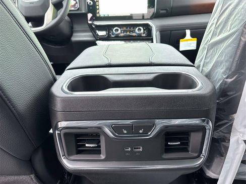 New 2026 GMC Sierra 1500 Denali w/ Denali Reserve Package image 5
