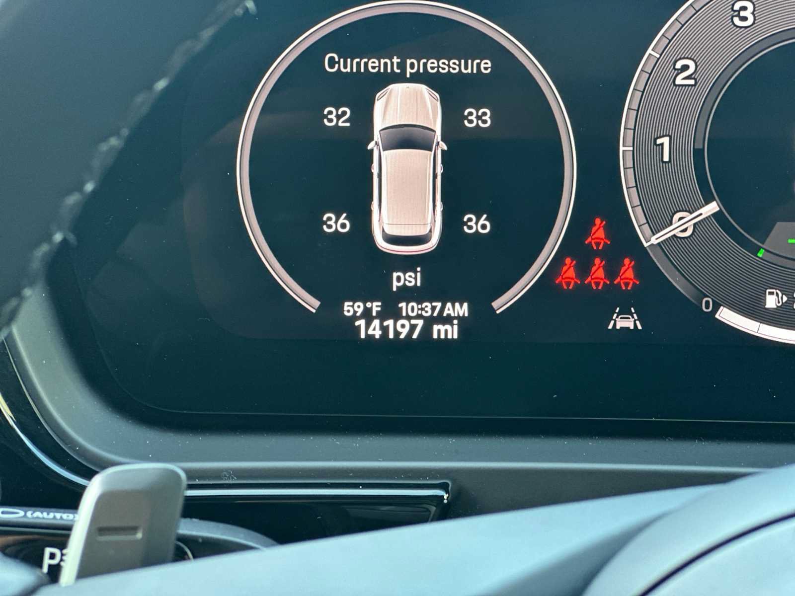 Certified 2024 Porsche Cayenne AWD/4WD image 27