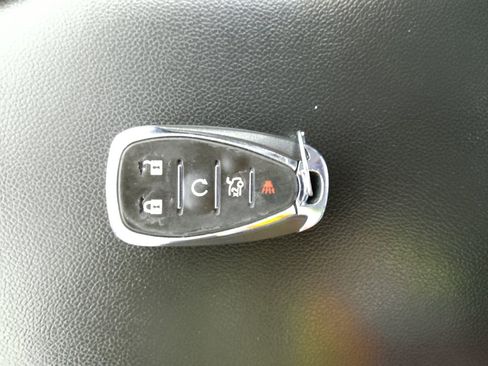 Used 2022 Chevrolet Malibu RS image 32