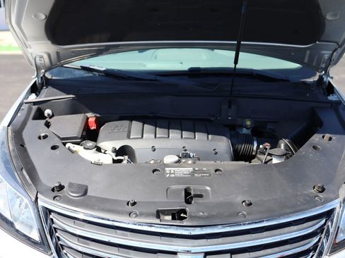 Used 2017 Chevrolet Traverse LS FWD image 44