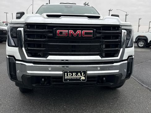 New 2025 GMC Sierra 2500 Pro w/ 1SA Pro Safety Plus Package image 13