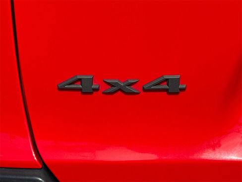 Used 2019 Jeep Cherokee Trailhawk image 11