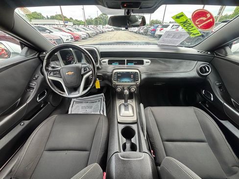 Used 2015 Chevrolet Camaro LT RWD image 15