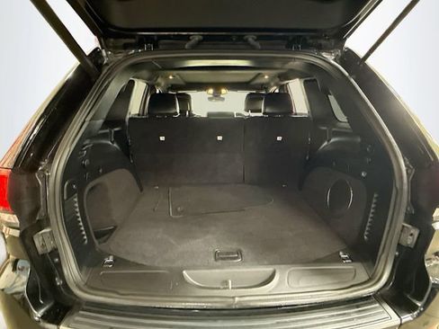 Used 2020 Jeep Grand Cherokee Limited X image 27