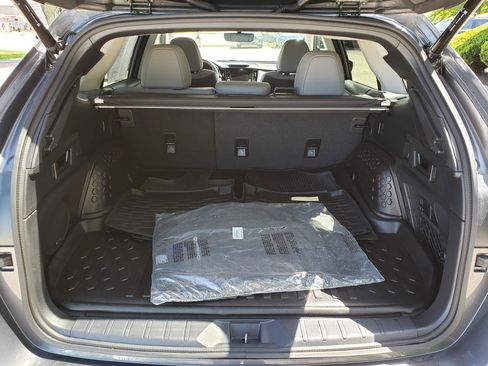 Used 2023 Subaru Outback Limited AWD/4WD image 16