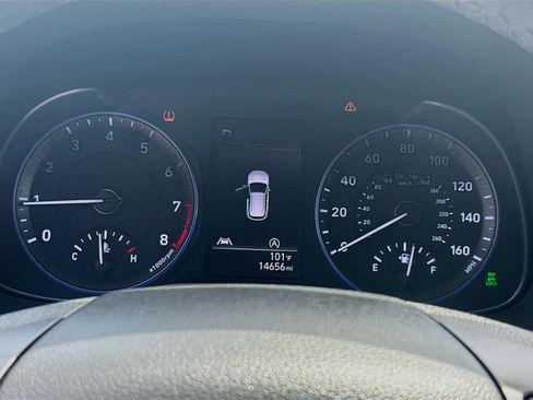 Used 2023 Hyundai Kona SEL w/ Convenience Package AWD/4WD image 9