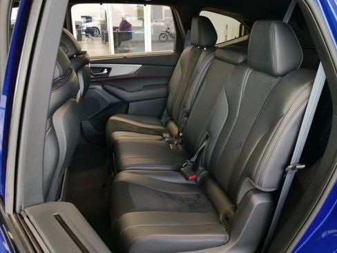 Used 2023 Acura MDX A-Spec image 12