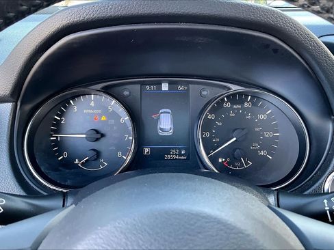 Used 2022 Nissan Rogue Sport SL AWD/4WD image 22