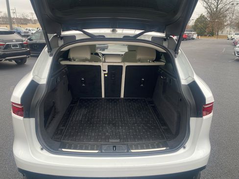 Used 2021 Jaguar F-PACE S image 13