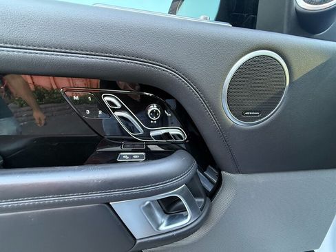 Used 2020 Land Rover Range Rover HSE AWD/4WD image 15