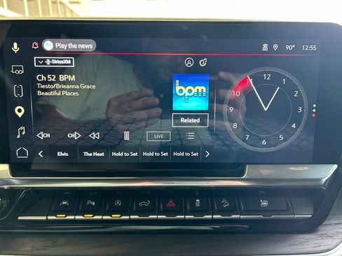 Used 2026 GMC Sierra 1500 SLT AWD/4WD image 15