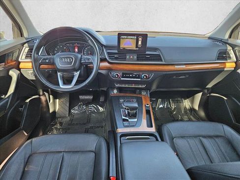 Used 2020 Audi Q5 2.0T Premium w/ Convenience Package AWD/4WD image 19
