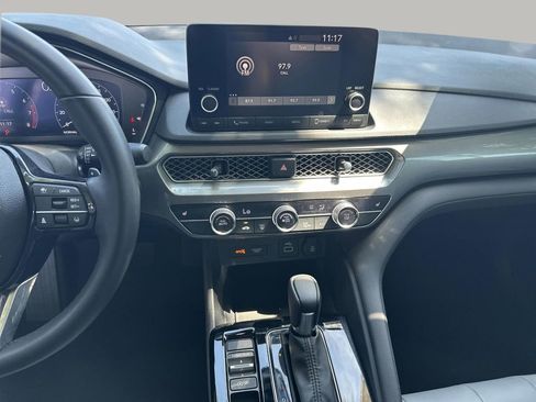 Used 2023 Acura Integra FWD image 25