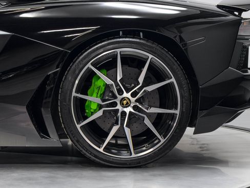 Used 2015 Lamborghini Aventador LP 700-4 AWD/4WD image 34