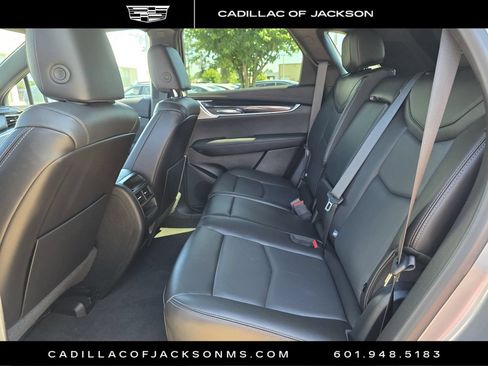 Certified 2025 Cadillac XT5 Premium Luxury FWD image 23
