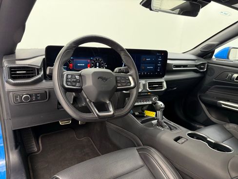 Used 2024 Ford Mustang GT Premium image 18