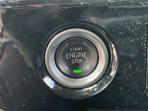 Used 2024 Chevrolet Silverado 1500 LT RWD image 20