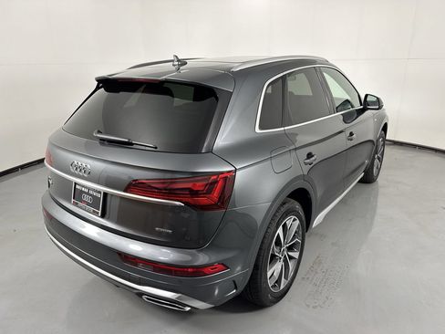 Used 2023 Audi Q5 2.0T Premium w/ Convenience Package AWD/4WD image 8
