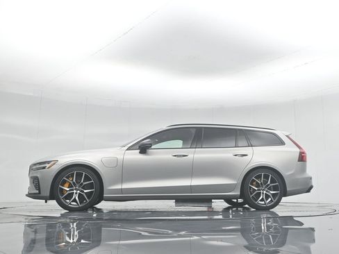 Used 2024 Volvo V60 T8 Polestar w/ Protection Package Premier image 7