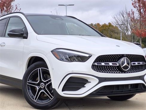 Certified 2025 Mercedes-Benz GLA 250 image 7