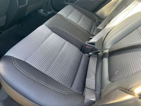 Used 2025 Chevrolet Trax LT image 23