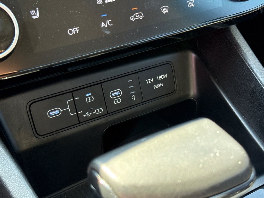 Used 2025 Hyundai Tucson SEL FWD image 25