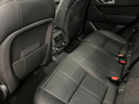 New 2026 Land Rover Range Rover Velar Dynamic SE image 16