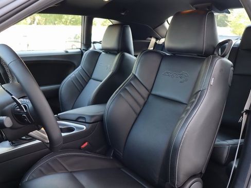 Used 2023 Dodge Challenger SRT Hellcat image 4