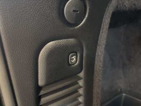 Used 2025 Dodge Durango R/T w/ Blacktop Package AWD/4WD image 12