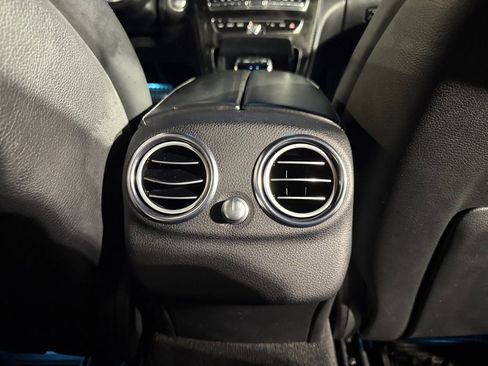 Used 2016 Mercedes-Benz C 63 AMG S image 22